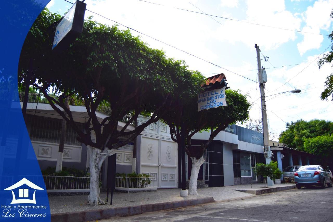 Hotel Y Apartments Los Cisneros Managua Kültér fotó